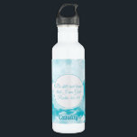 Botella De Agua Mantente y conoce el hermoso verso de la Biblia Cr<br><div class="desc">Hermosas nubes celestiales azules y blancas rodean este hermoso inspirador versículo de la Biblia. Quédate quieto y sé que soy Dios. Salmo 46:10. Esta cita cristiana siempre me trae paz y calma. Comparte este regalo religioso de la bonito del cristianismo con otros miembros de la iglesia y amigos para que...</div>