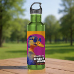 Botella De Agua Meme del pato de agua potable<br><div class="desc">Mantente hidratado con estilo con esta botella de agua del pato del personalizable. Con el icónico meme de internet pato en audaces colores retro con matices y la frase "AGUA BEBIDA", esta botella reutilizable se duplica como un recordatorio de hidratación y un iniciador de conversación. Añade tu nombre para un...</div>