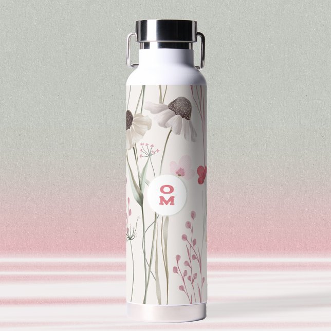 Botella De Agua Moderna Flor silvestre grande Monograma Verde rosa (Modern Large Wildflower Monogram Light Pink Green Water Bottle ©Susanne Sachers - Sunny Mind Design )