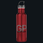 Botella De Agua Monograma moderno personalizado rojo inicial<br><div class="desc">Botella de agua roja, negra y gris personalizada profesional y subestimada con un sencillo monograma masculino personalizado con 2 letras iniciales, y nombre que puede editar a cualquier letra o color para diseñar una elegante botella de agua metalizado que se ve genial en la oficina o escuela con un diseño...</div>