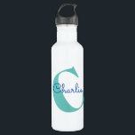 Botella De Agua Monograma Nombre tipografía moderna<br><div class="desc">Un moderno y divertido diseño de monograma inclinado y tipografía de nombres. Cambiar el nombre y el inicial a personalizar.</div>