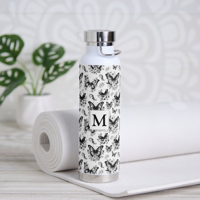 Botella De Agua Monograma Patrón de mariposa blanca negra (Yoga)