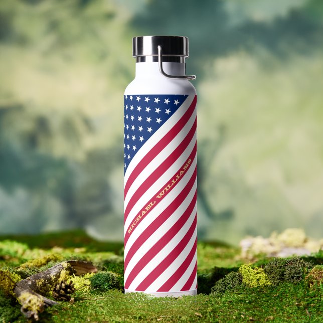 Botella De Agua Monogramado Personalizado de tiras de bandera esta (USA American Flag Stars Stripes Custom Monogrammed Water Bottle)