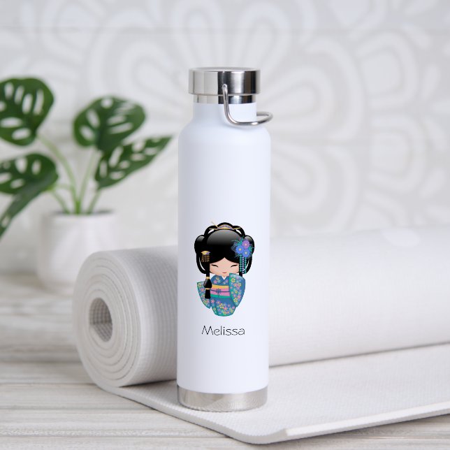 Botella De Agua Muñeca Keiko Kokeshi - Chica de Kimono azul Geisha (Yoga (girado))