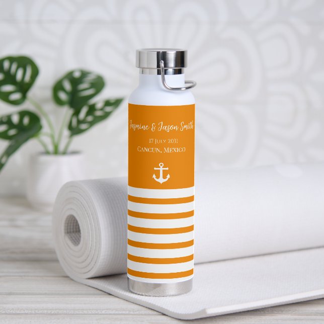 Botella De Agua Naranja White Personalized Beach Wedding Favor (Yoga)