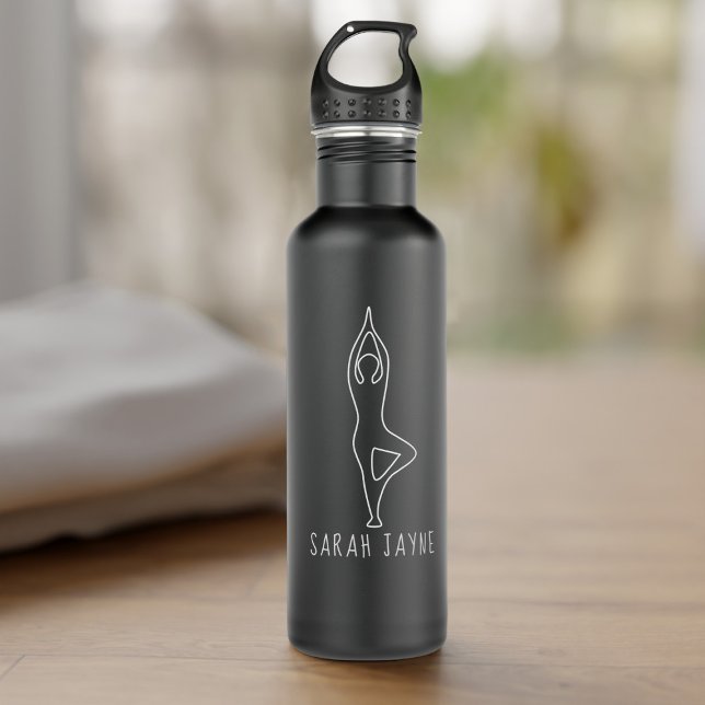 Botella de agua negra con contorno de árbol de yog (Add your name and enjoy your new water bottle)