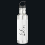 Botella De Agua Nombre de guión Personalizado de regalo personaliz<br><div class="desc">Una magnífica botella de agua con un nombre personalizado en un estilo de letra moderno y elegante. En blanco y negro. Maravilloso como Día de la Madre,  vacaciones,  cumpleaños,  calentamiento de la casa o regalo de dama de honor.</div>