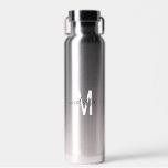 Botella De Agua Nombre personalizado de monograma de script<br><div class="desc">Este diseño puede ser personalizado en el área proporcionada cambiando la foto y/o el texto. O puede personalizarse haciendo clic en Personalizar esta plantilla y, a continuación, eligiendo la opción de hacer clic en el personalizar y eliminando o cambiando el color del fondo, agregando texto, cambiando el color o estilo...</div>