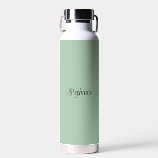 Botella De Agua Nombre personalizado Sage Green Script Boda Agua
