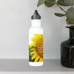 Botella De Agua Oración de Serenity Floral de girasol amarillo<br><div class="desc">Quita tu sed de esta botella de agua de acero inoxidable,  de moda,  que muestra la imagen de una flor de girasol amarillo brillante junto con las palabras inspiradoras de la Oración de la Serenidad impresas en escritura blanca y estilizada. Seleccione el color de su botella de agua.</div>