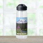 Botella De Agua Paisaje escénico de Mont Rainier y Flores Silvestr<br><div class="desc">Manténganse acallados dondequiera que vayan con esta botella de agua clara y plástica que muestra la foto de los nevados del Monte Rainier y las flores silvestres de hierba roja. Seleccione su tamaño y color de la botella de agua. NOTA: El diseño no está optimizado para el estilo de botella...</div>
