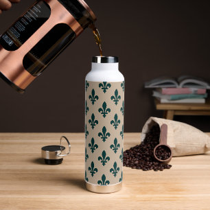 Botella De Agua Patrón Fleur de Lis, verde francés real en crema