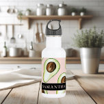 Botella De Agua Patrón Moderno De Aguacate Rosa Y Verde Con Nombre<br><div class="desc">Patrón Moderno De Aguacate Rosa Y Verde Con Nombre</div>