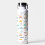Botella De Agua Patrón moderno de arcos de lluvia y nubes personal<br><div class="desc">Los arcos y las nubes de colores y colores se repiten. Personalización opcional,  si desea que el patrón sólo haga clic en personalizar para eliminar el nombre y el cuadro blanco.</div>