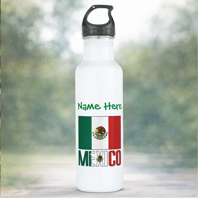 Botella De Agua Personalización verde de bandera mexicana (Personalized water bottle has Mexican Flag and MEXICO. Add a name in green text above the flag.)