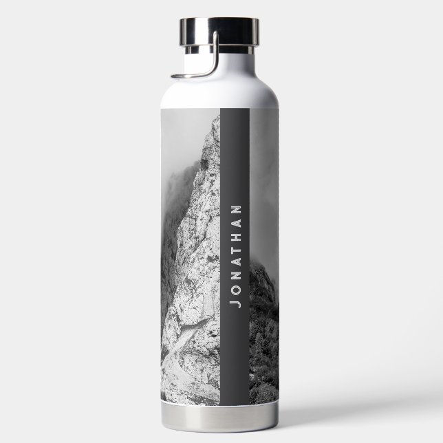 Botella De Agua Personalized black and white Mountain adventure (Derecha)