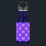 Botella De Agua Pos de polka de Lilac en periwinkle<br><div class="desc">Pos de polka de Lilac en periwinkle</div>