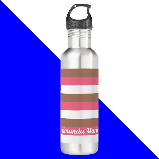 Botella De Agua Rayas Personalizadas Blanco Marrón Rosa (A pink, brown and white stripe water bottle with text that you can personalize!)