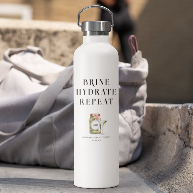 Botella De Agua Repetición de hidratos de cerda | Bachelorette Con (Subido por el creador)