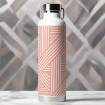 Botella De Agua Rubor Pink Girly Elegant Geometric Moderno Stiped<br><div class="desc">Relájese con nuestra sencilla botella de agua de patrón geométrico rosa y blanco. Este diseño elegante y elegante no se trata solamente de hidratación, es una declaración de moda. Manténgase fresco mientras se mueve con esta moda y una botella duradera, añadiendo un toque de sofisticación a su rutina diaria de...</div>