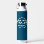 Botella De Agua Sauk River Washington Kayaking<br><div class="desc">El río Sauk es un afluente del río Skagit,  de aproximadamente 70 km de largo,  en el noroeste de Washington. Drena una zona de la alta cordillera de la cascada en la cuenca de Puget Sound,  al norte de Seattle.</div>