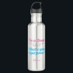 Botella De Agua Superhéroe de Cute Doula<br><div class="desc">Un hermoso regalo de botella de agua de doula personalizado que dice que soy un Doula,  ¿Cuál es tu superpoder? Este lindo regalo presenta escritura rosa y verde azulada con un florecimiento plateado para algo de encanto adicional para una ayuda natural al parto.</div>