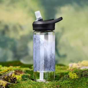 Botella De Agua Tierras maravillosas del invierno, niebla, bosque