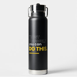 Botella De Agua Tipografía negra y amarilla