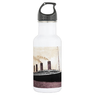 Botella De Agua Titánico en el mar
