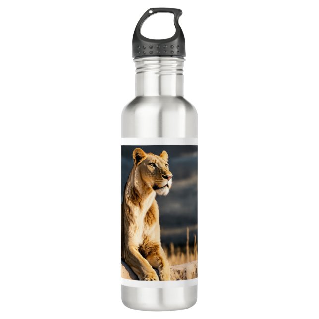 Botella De Agua  Ultra HD 3D Lioness – Full Body Side Pose on Blac (Anverso)