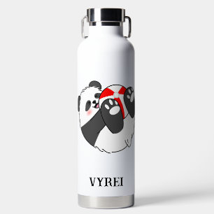 Botella De Agua Un adorable bebé panda jugando con una pelota