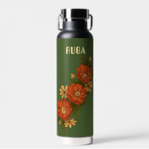 Botella de agua verde con flores rojas