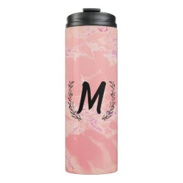 Botella de bebida de mármol rosa aislada personali