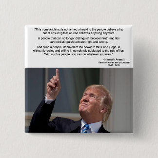 botón de cita de Hannah Arendt