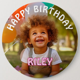 Botón de cumpleaños con foto y nombre personalizab
