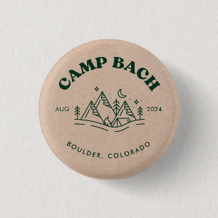 Botón de Despedida de Soltera en el Campamento