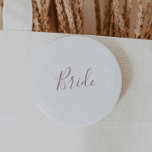 botón de ducha de novia minimalista Rosa Gold Brid<br><div class="desc">Este minimalista botón de ducha de novia rosa es perfecto para una simple ducha de boda. El moderno diseño romántico presenta una tipografía clásica de oro rosa y blanco, acompañada de una caligrafía rústica y elegante con un estilo de letra a mano vintage. Personalizable de cualquier color. Mantenga el diseño...</div>