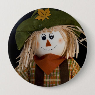 botón de espantapájaros y Gorra verde