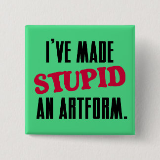 botón de estupidez