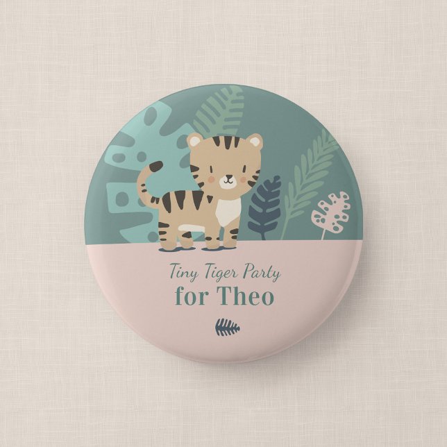 Botón de invitado para fiesta de cumpleaños del ti (Tiny Tiger - Personalized Party Badge)