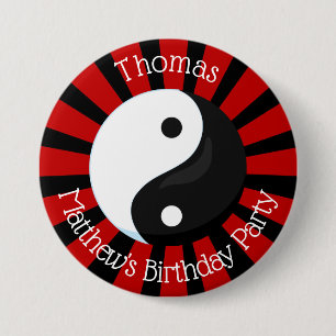 Botón de nombre de karate para cumpleaños o evento