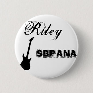 Botón del tamaño estándar de Riley Sbrana