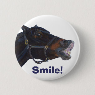 Botón divertido de la sonrisa del caballo