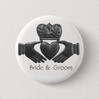 Botón irlandés de plata de novia y del novio del