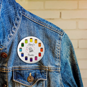 Botón personalizado para coser, aguja y hilos