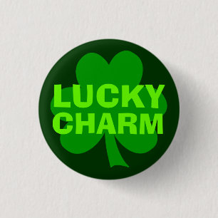 Botón Shamrock de encanto verde