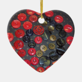 Botones rojos y negros vintage, ornamento
