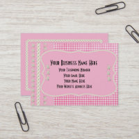 Botones rosados recortados cruza tarjetas de prese