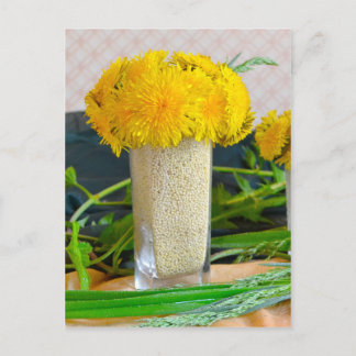 Bouquet de la postal de los dandelions amarillos
