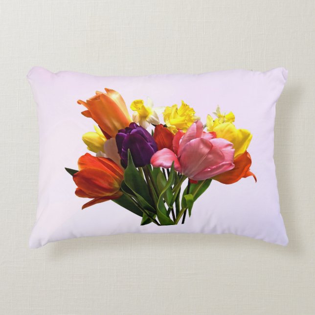 Bouquet de primavera con tulipanes y almohada de f (Anverso)